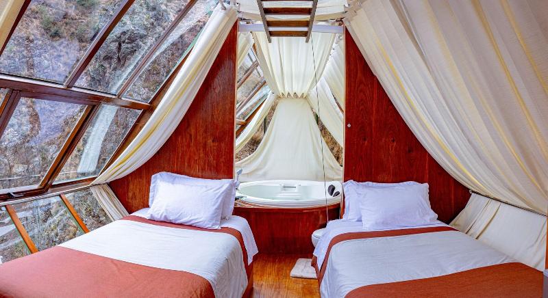 Vertical Sky Luxury Suites image