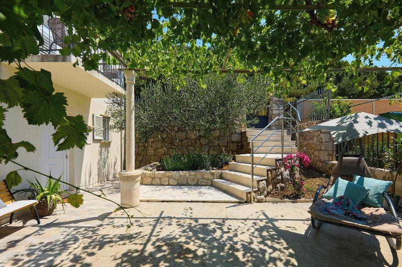House Lillla image
