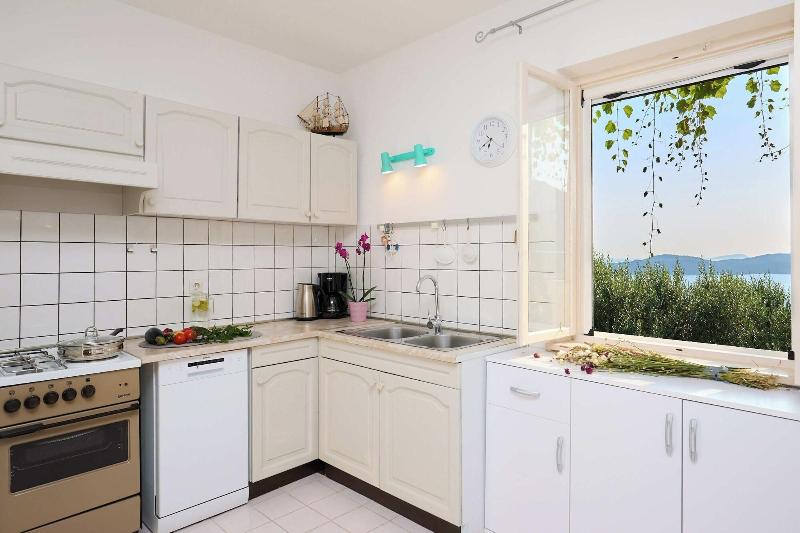 House Lillla image