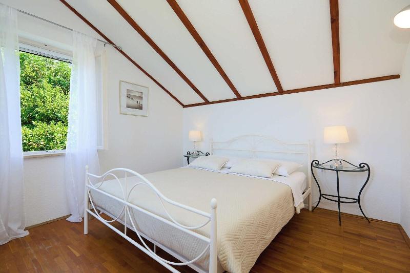 House Lillla image