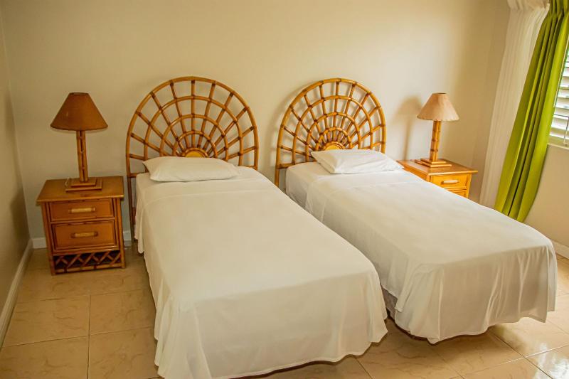 The Whytehouse Villa image