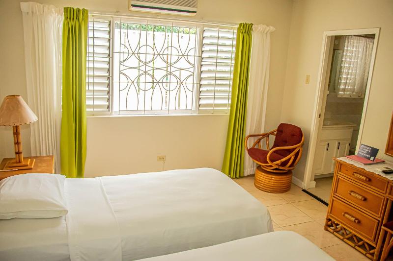 The Whytehouse Villa image