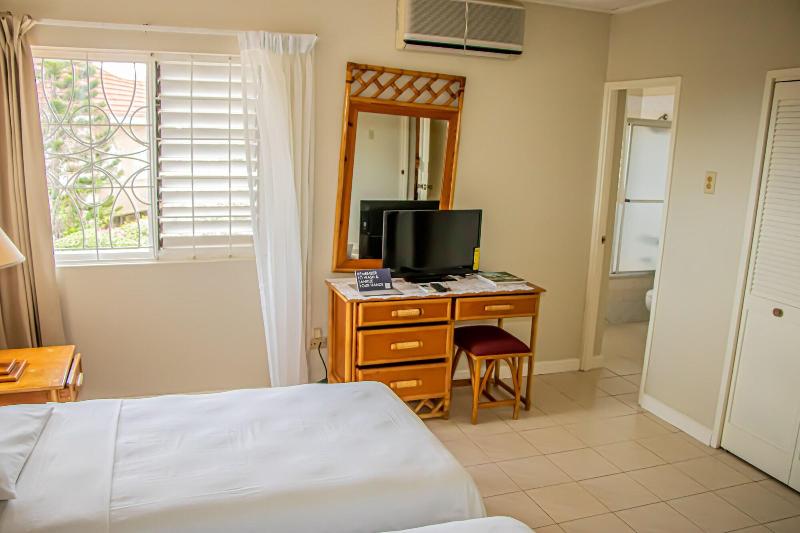 The Whytehouse Villa image