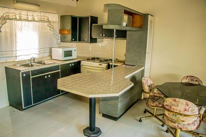 The Whytehouse Villa image
