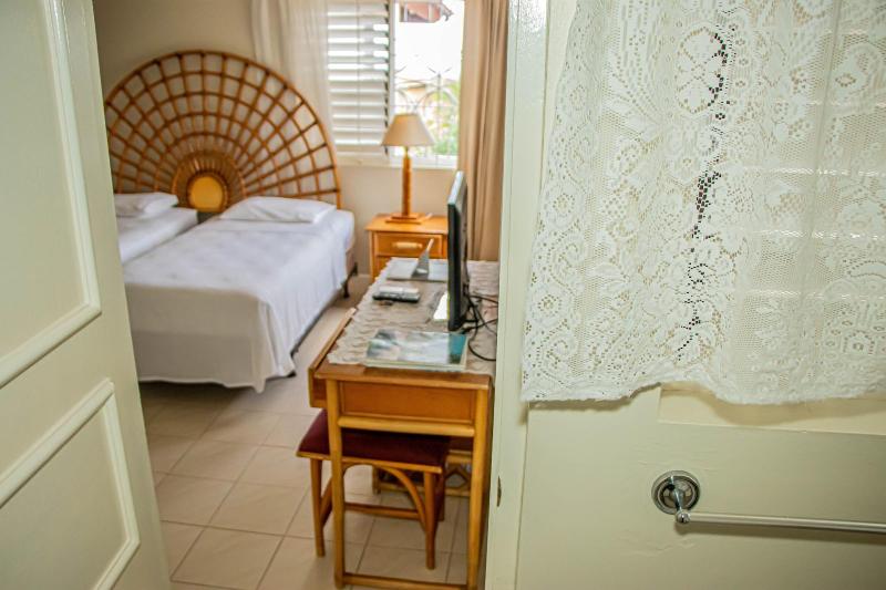 The Whytehouse Villa image