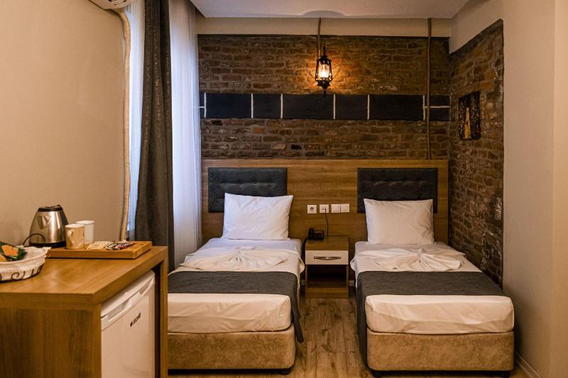 Hasuna Taaz Hotel image