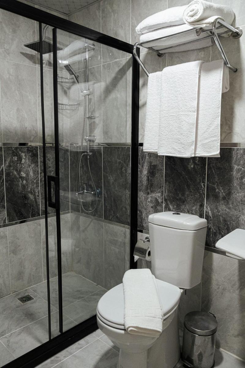 Hasuna Taaz Hotel image
