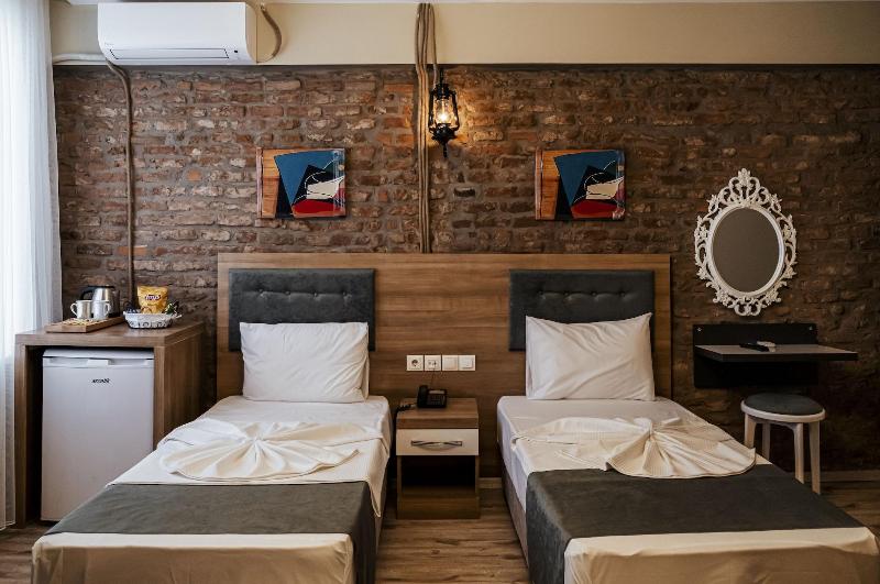 Hasuna Taaz Hotel image