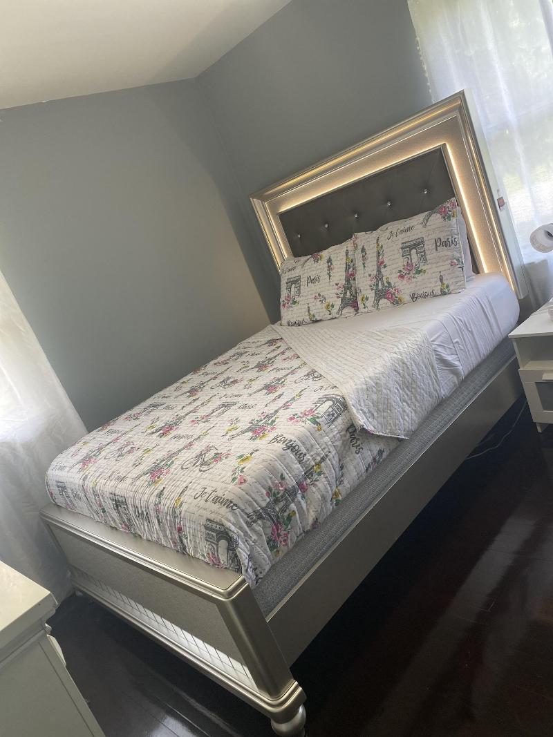 Akeem S Guest House image