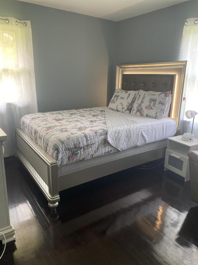 Akeem S Guest House image