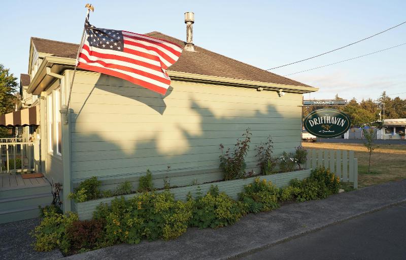 The Drifthaven At Gearhart image
