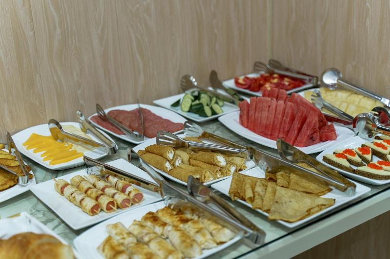 Ayniy Hotel image