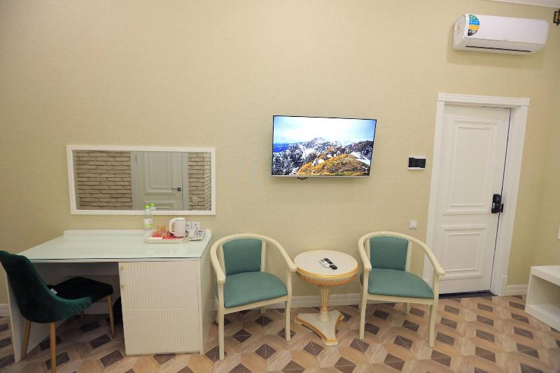 Ayniy Hotel image