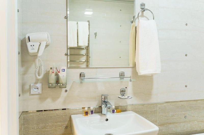 Ayniy Hotel image