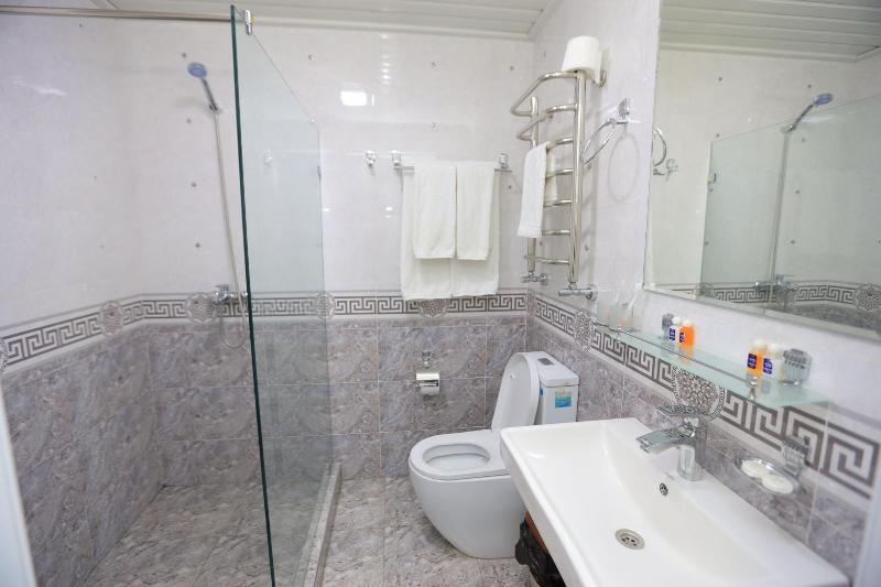 Ayniy Hotel image