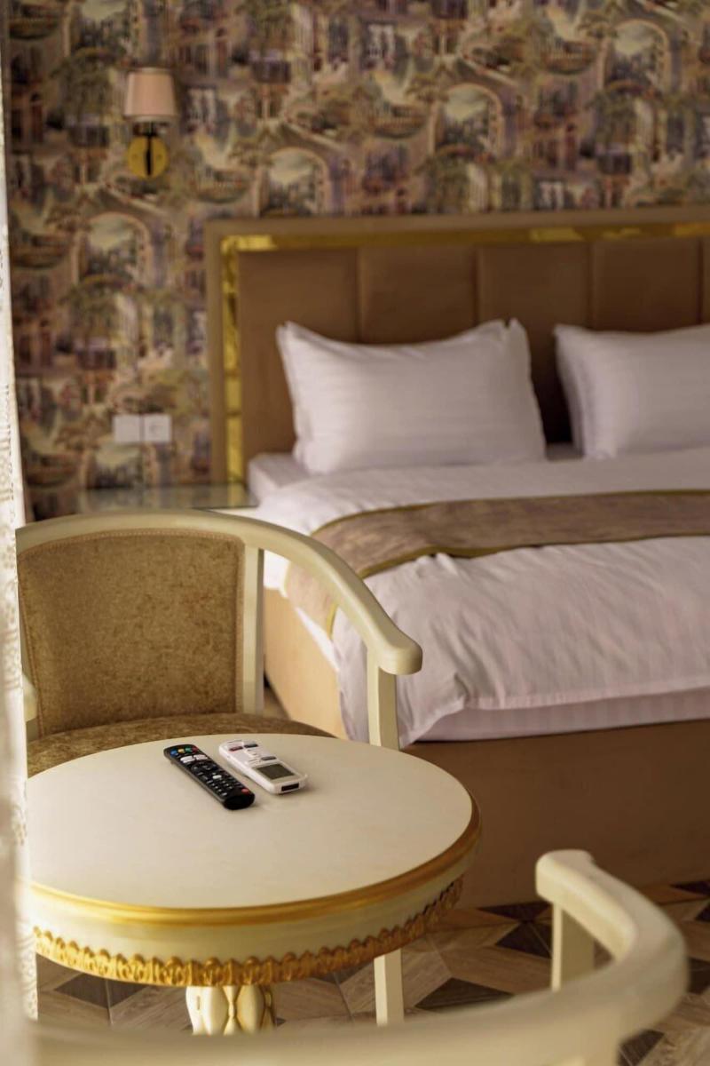 Ayniy Hotel image