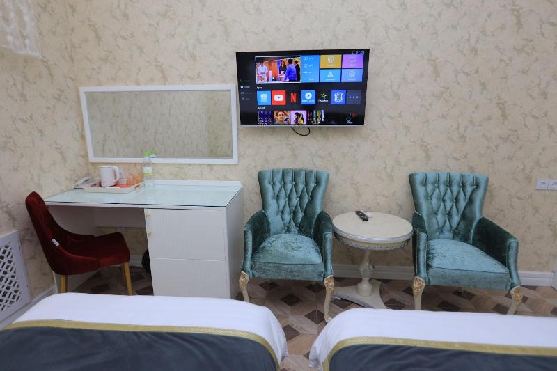 Ayniy Hotel image