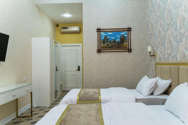 Ayniy Hotel image