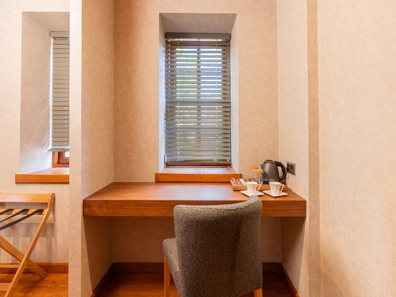 Dumo Suite Hotel image