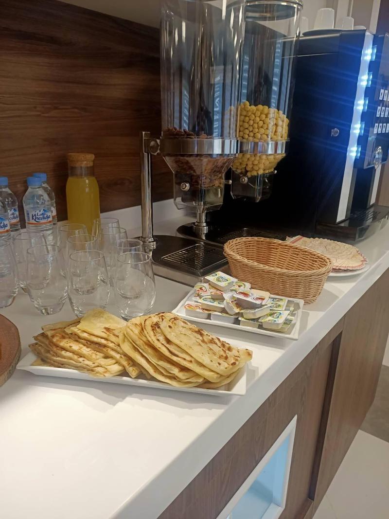 Ibiris Hotel image