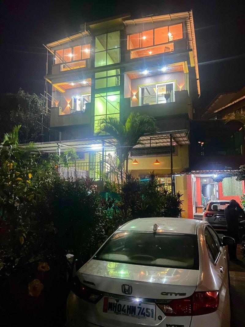 Hotel Om Palace image