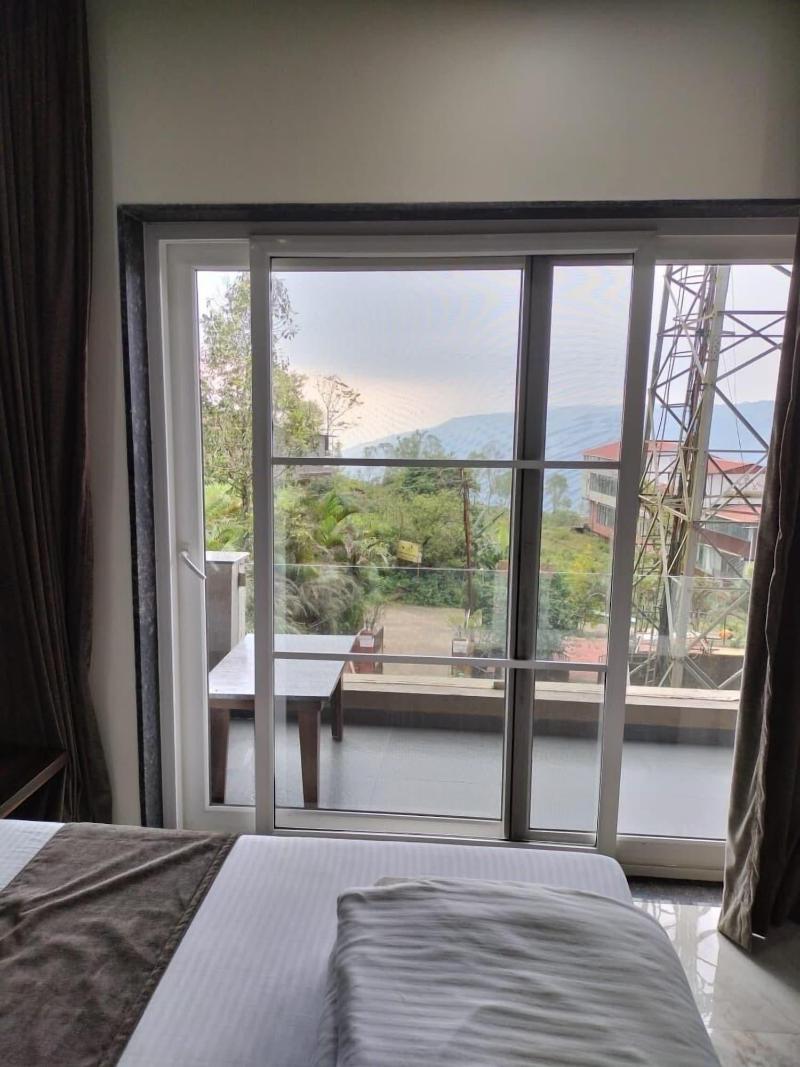 Hotel Om Palace image