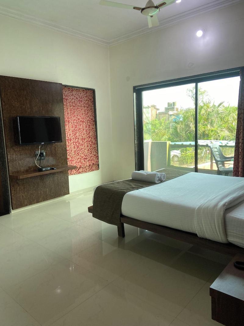 Hotel Om Palace image