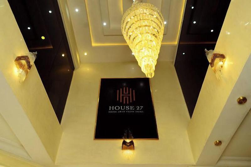 House 27 image
