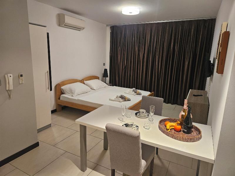 Kristal Paris Resort image