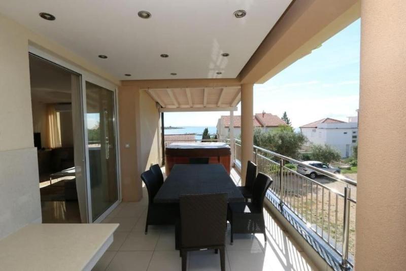 Kristal Paris Resort image