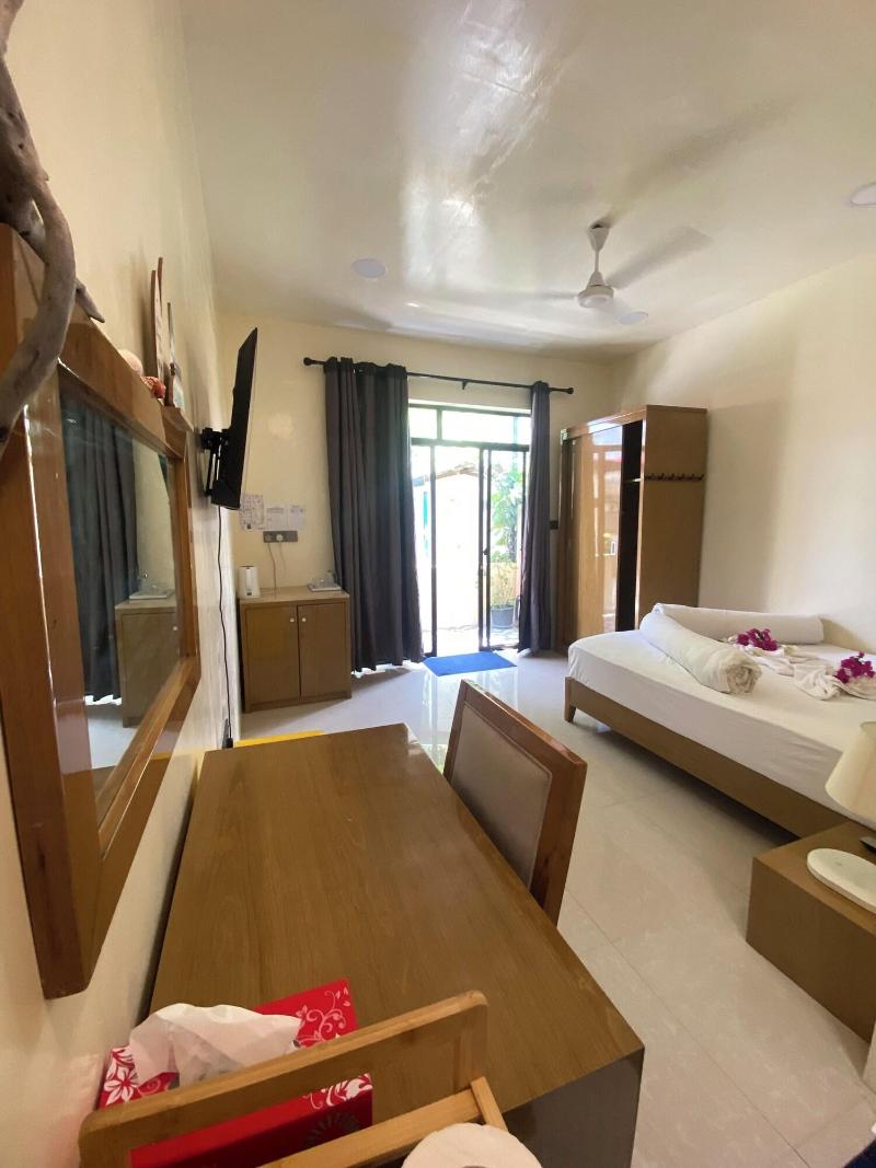 Maavaharu K Himmafushi image