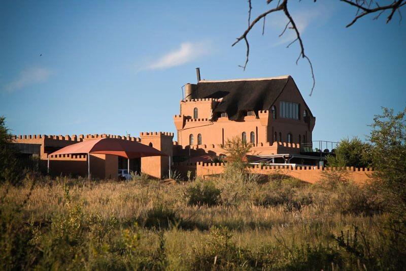 Sweet Thorn Retreat Airport Lodge image
