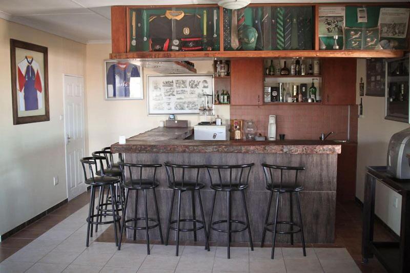 Sweet Thorn Retreat Airport Lodge image