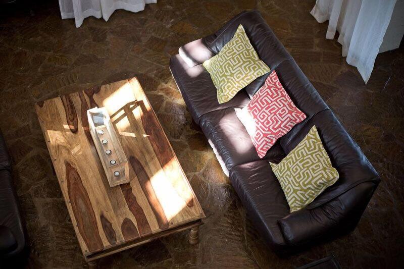Sweet Thorn Retreat Airport Lodge image