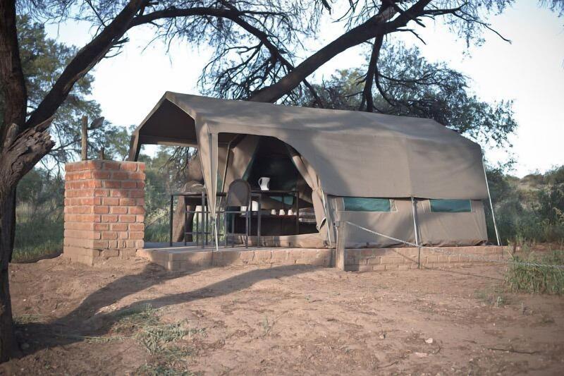 Sweet Thorn Retreat Airport Lodge image