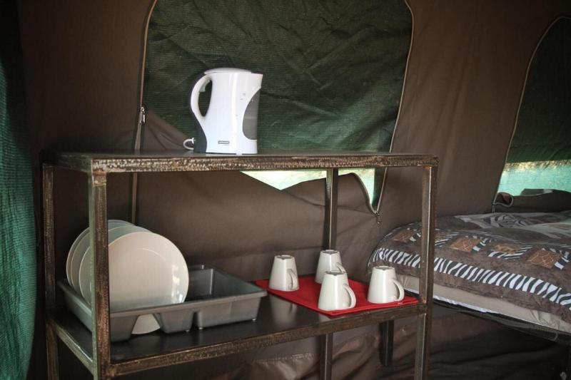 Sweet Thorn Retreat Airport Lodge image