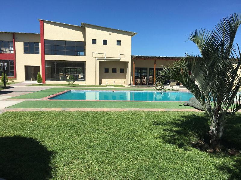 Shumba Lodge