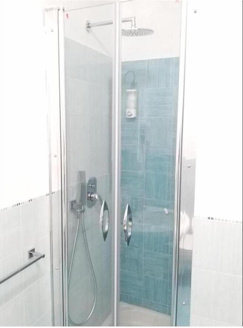 Vomerooms image