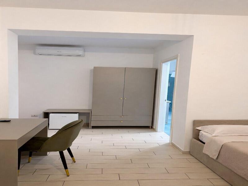 Vomerooms image