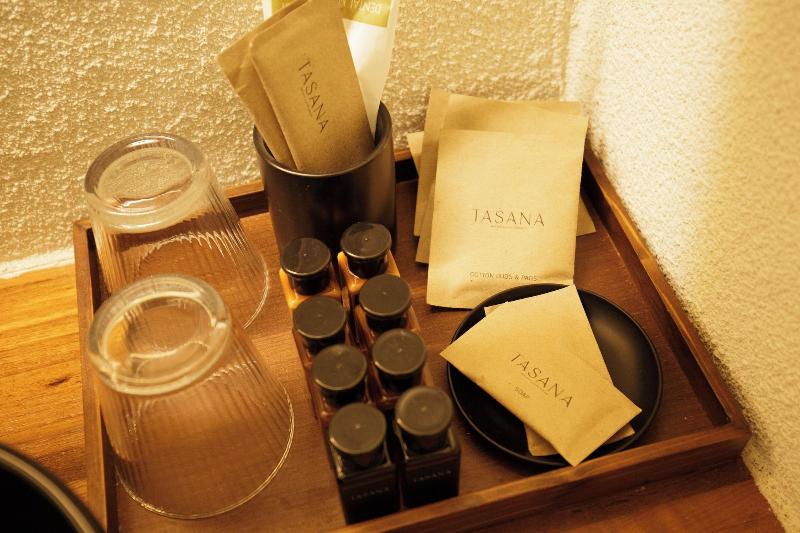 Tasana Bar And Luxury Resort image