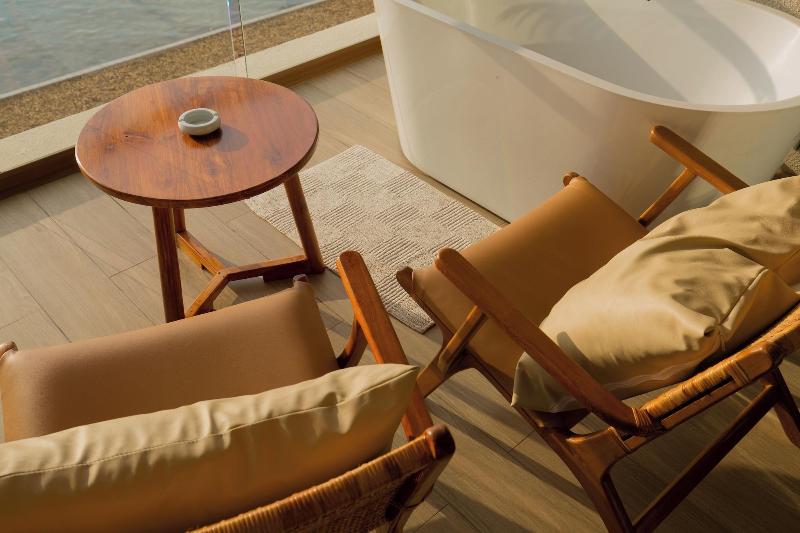 Tasana Bar And Luxury Resort image