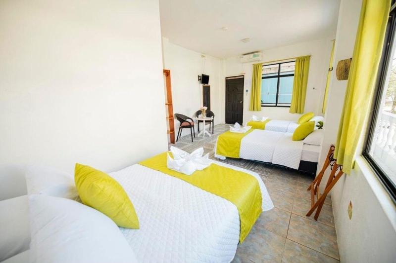 Gardner Hostal image