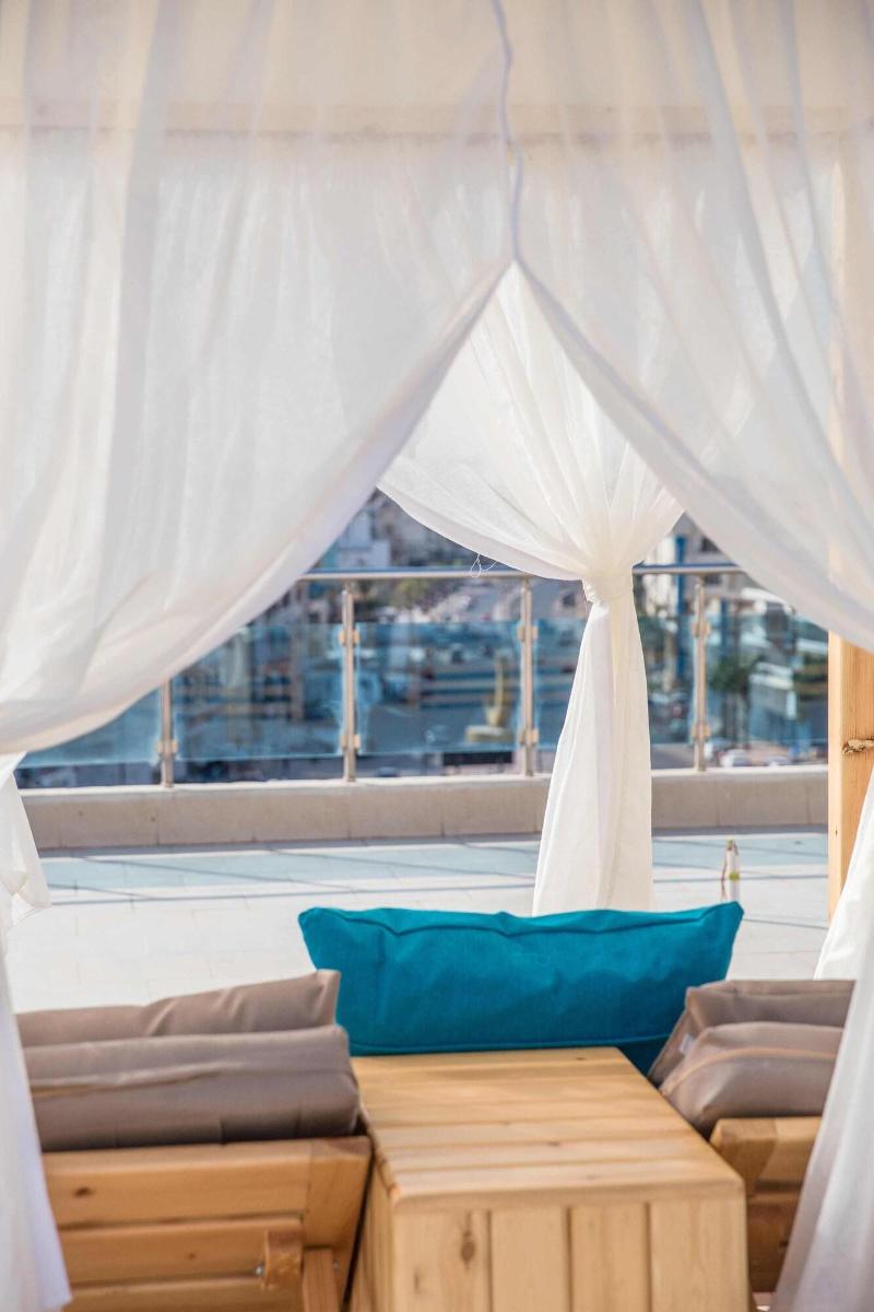 Redcon Suites image