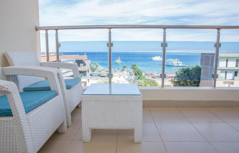 Redcon Suites image