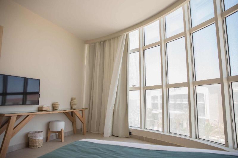 Redcon Suites image