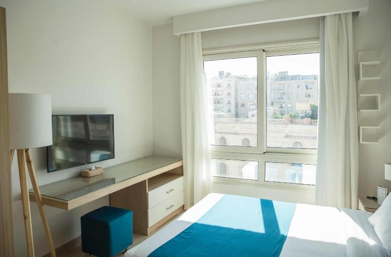 Redcon Suites image