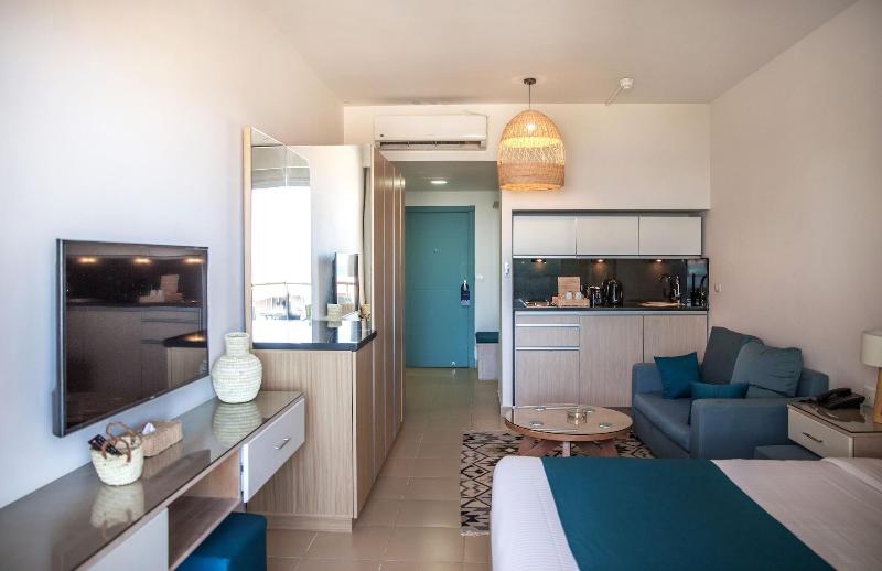 Redcon Suites image