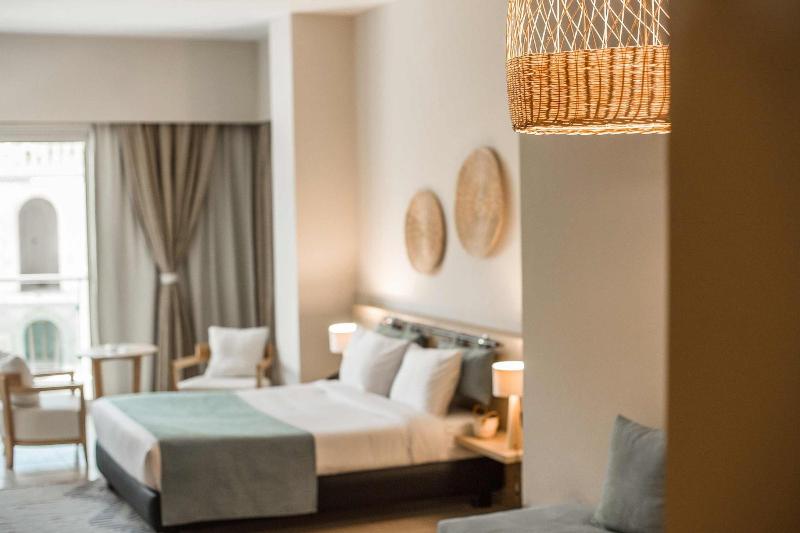 Redcon Suites image