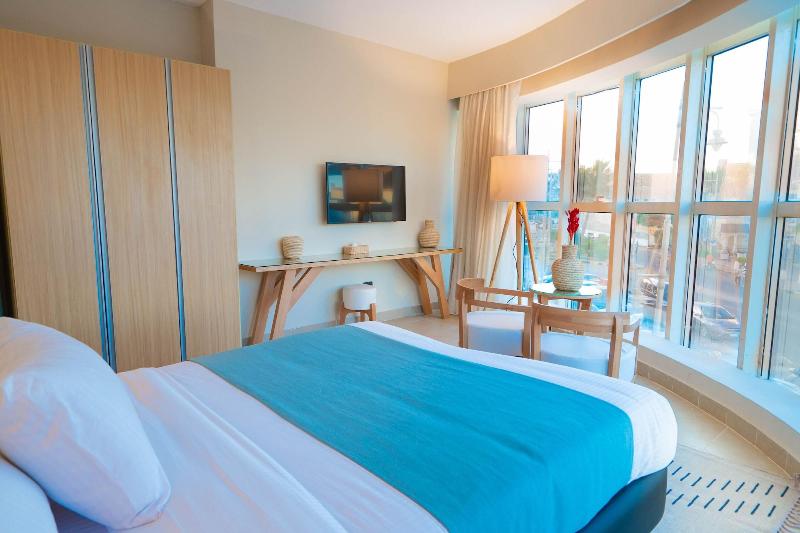 Redcon Suites image
