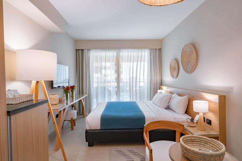 Redcon Suites image